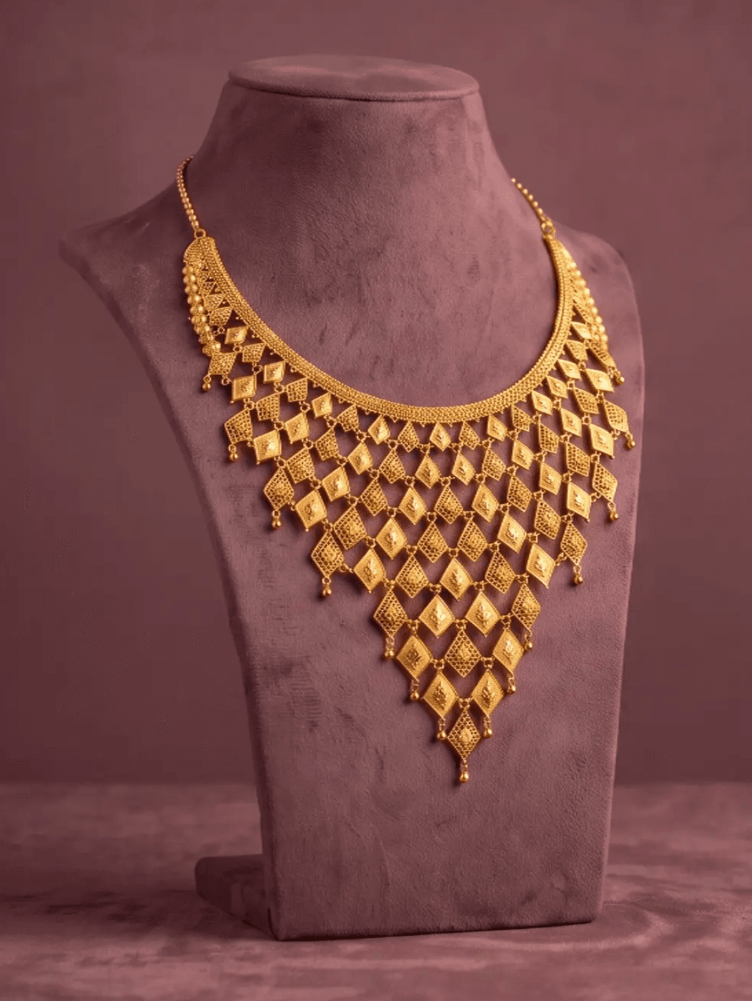 Maharani Kundan Grand Bridal Ensemble